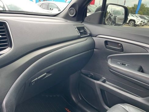 Used 2022 Honda Passport TrailSport image 27