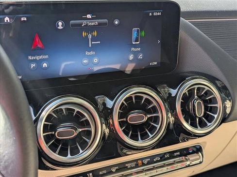 Certified 2025 Mercedes-Benz GLA 250 image 15