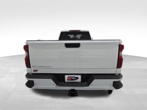 New 2026 Chevrolet Silverado 3500 W/T image 4