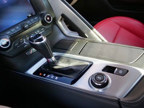 Used 2019 Chevrolet Corvette Stingray Convertible w/ 1LT image 13