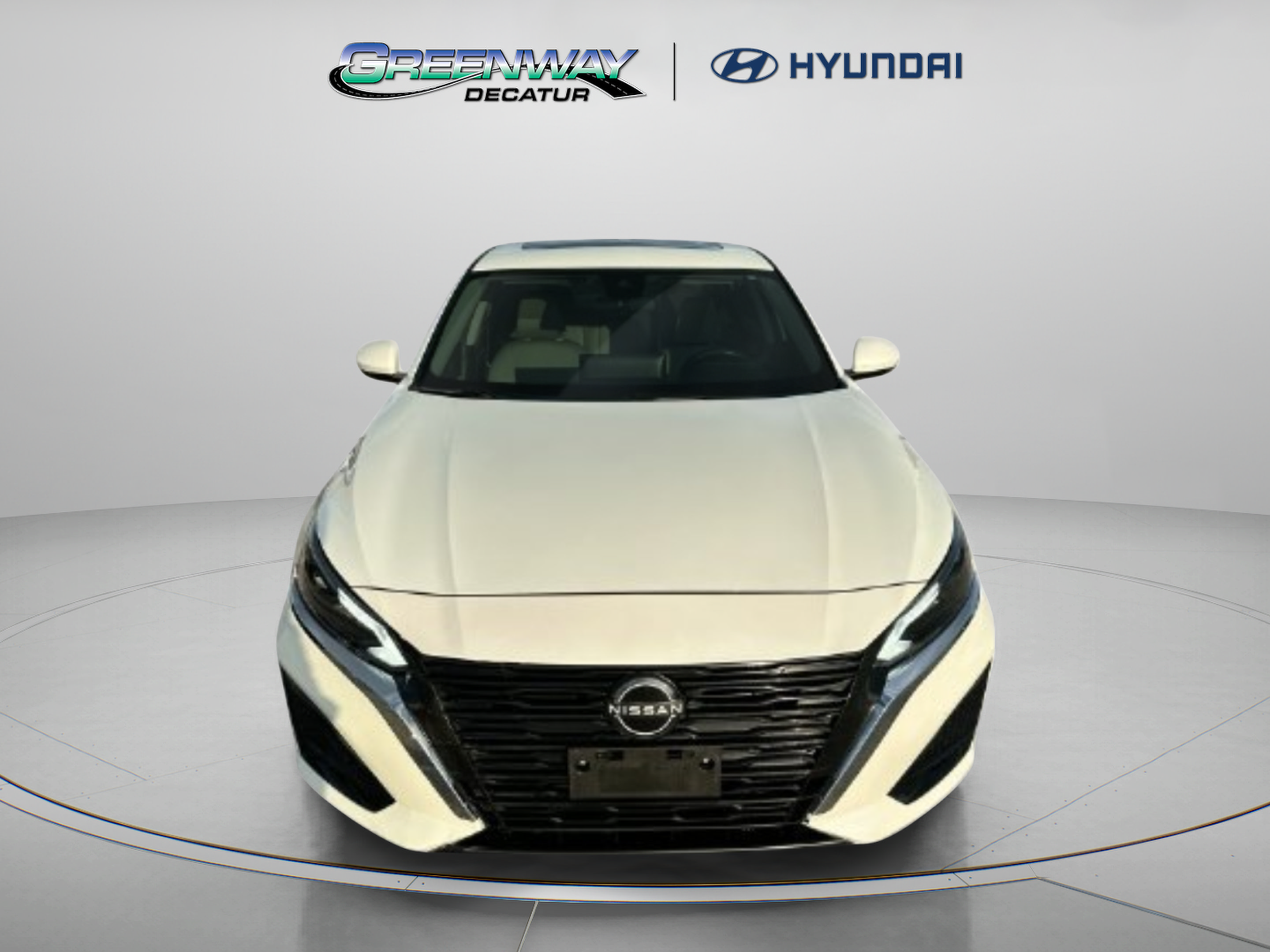 Used 2023 Nissan Altima 2.5 SV w/ SV Premium Package FWD image 3