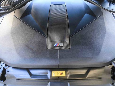 Used 2025 BMW i5 M60 w/ Executive Package image 23