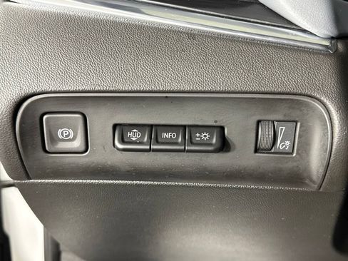 Certified 2024 Buick Enclave Premium AWD/4WD image 27