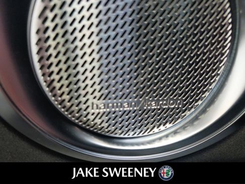 New 2024 Alfa Romeo Tonale Veloce image 28