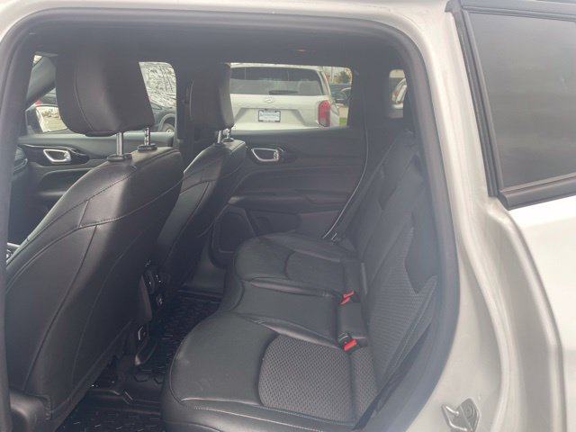 Used 2026 Jeep Compass Latitude AWD/4WD image 6
