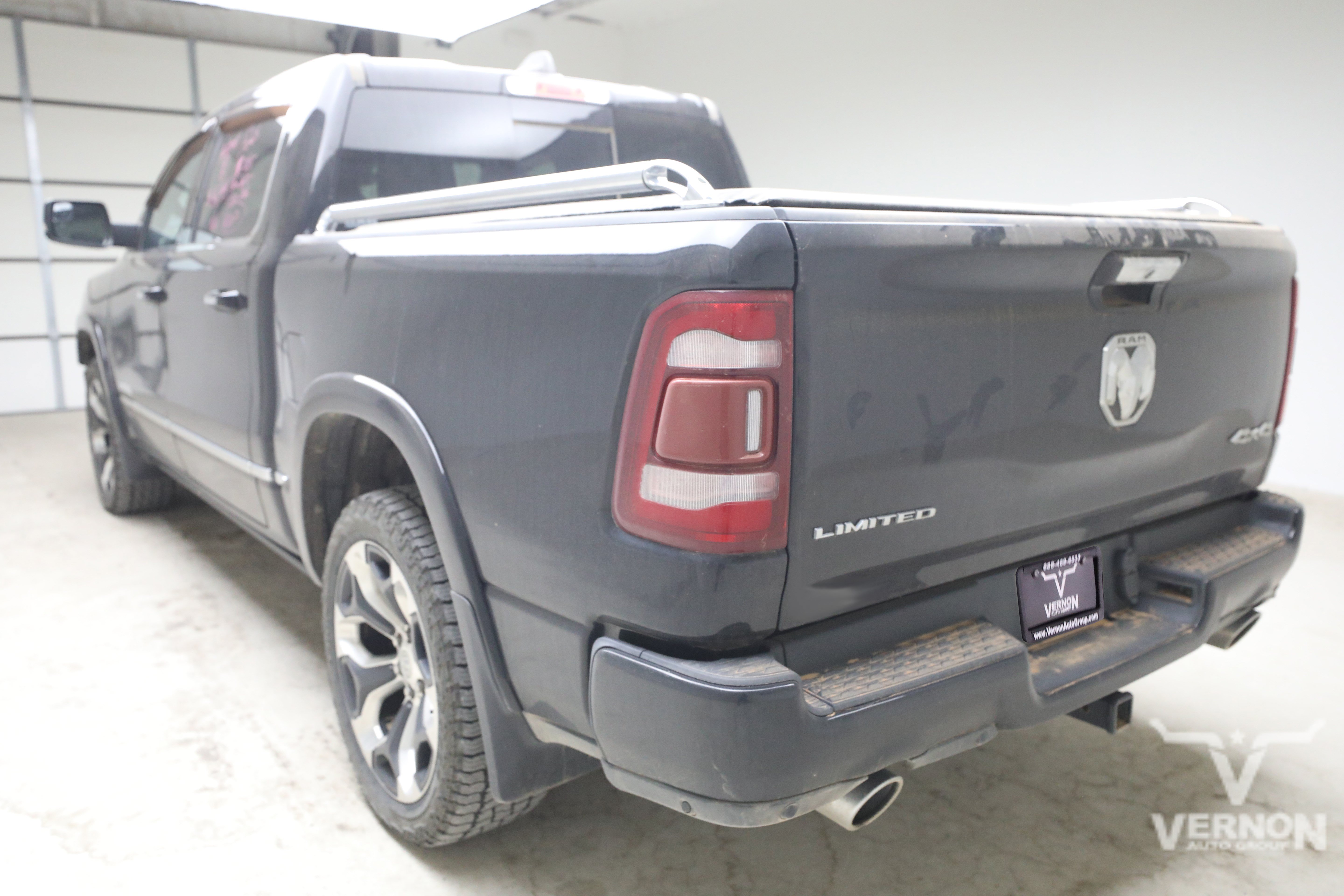 Used 2020 RAM 1500 Limited AWD/4WD image 2