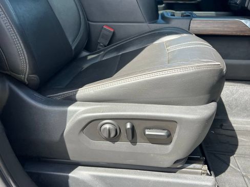 Used 2020 Chevrolet Silverado 2500 High Country w/ Technology Package AWD/4WD image 19