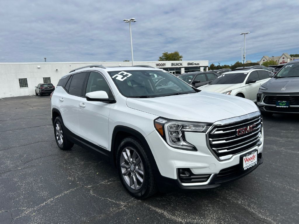 Certified 2023 GMC Terrain SLT FWD image 6