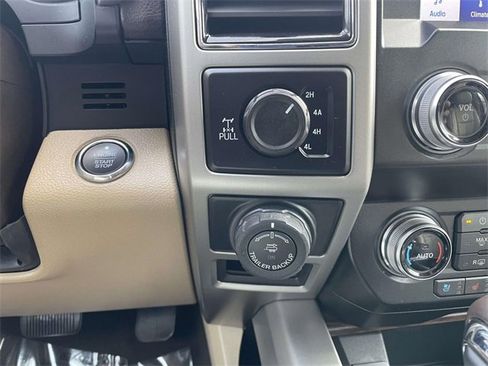 Certified 2019 Ford F150 Lariat w/ Equipment Group 502A Luxury image 23