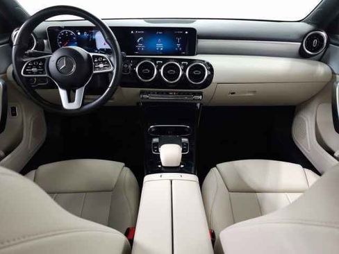 Used 2019 Mercedes-Benz A 220 image 12