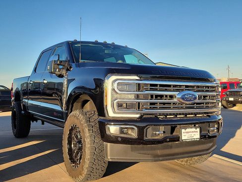 Used 2024 Ford F250 Limited image 7