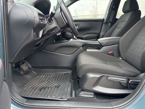 Used 2024 Honda HR-V Sport image 14