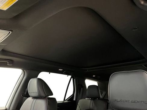 New 2025 Honda Pilot Black Edition image 21