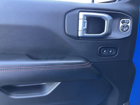 New 2026 Jeep Wrangler Unlimited Rubicon w/ Technology Group image 16