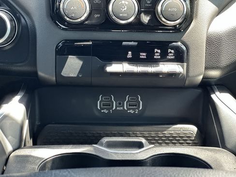 Used 2022 RAM 1500 Big Horn AWD/4WD image 26