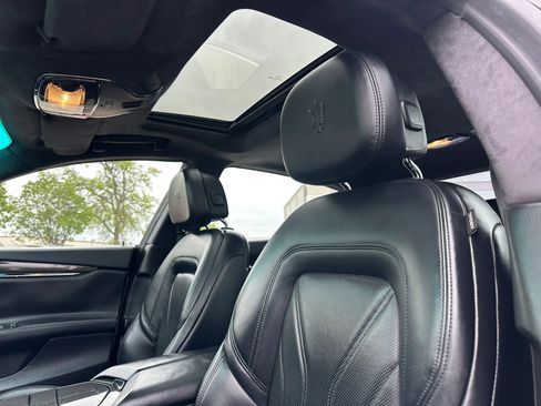 Used 2014 Maserati Quattroporte GTS image 14