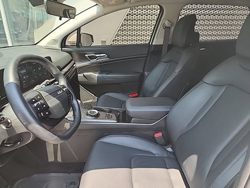 Used 2026 Kia Sportage EX w/ EX Panoramic Sunroof Package AWD/4WD image 5