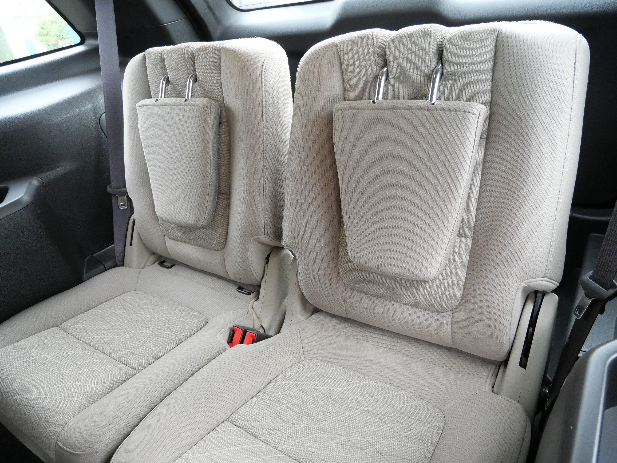 Used 2013 Ford Explorer FWD w/ Class III Trailer Tow Pkg image 33