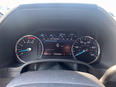 Used 2019 Ford F250 Lariat w/ Lariat Ultimate Package AWD/4WD image 33