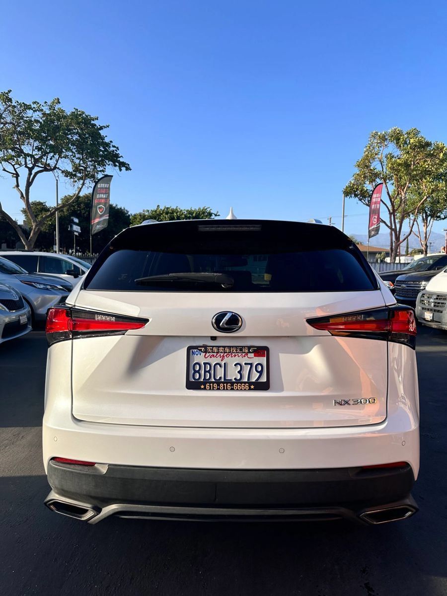 Used 2018 Lexus NX 300 FWD w/ Premium Package image 5