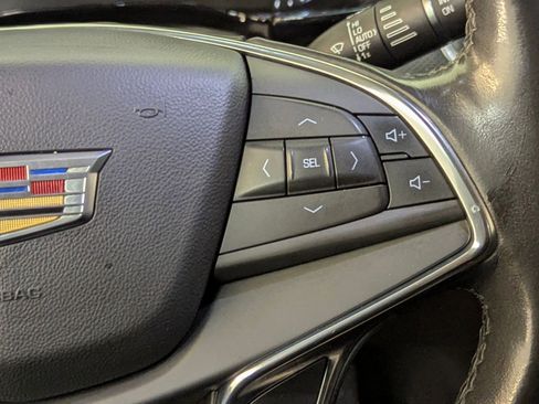 Used 2018 Cadillac XT5 Luxury w/ Driver Awareness Package image 25