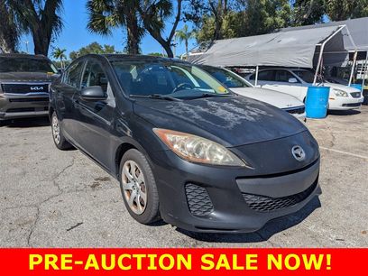 Used 2013 MAZDA MAZDA3 i SV