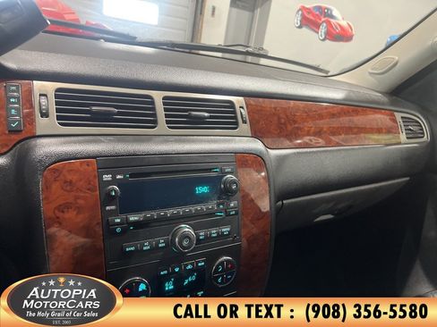 Used 2013 Chevrolet Tahoe LT AWD/4WD image 27