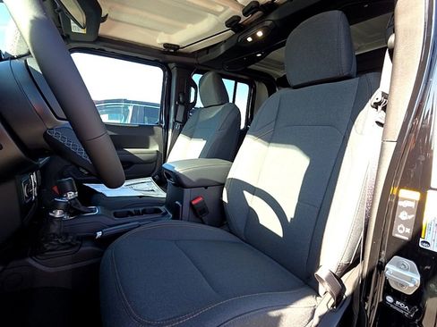 New 2026 Jeep Gladiator Sport image 16