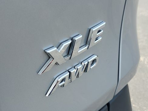 Certified 2025 Toyota RAV4 XLE AWD/4WD image 8