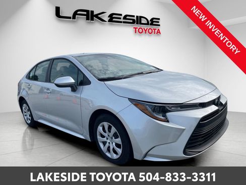 Used 2024 Toyota Corolla LE image 9