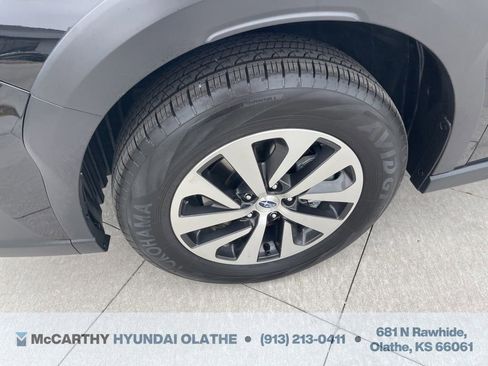 Used 2025 Subaru Outback Premium w/ Popular Package #1A image 9