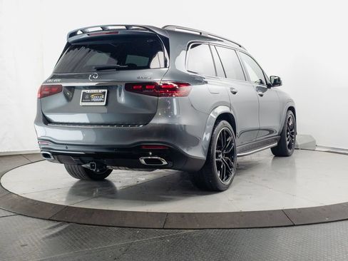 Used 2024 Mercedes-Benz GLS 450 4MATIC image 36