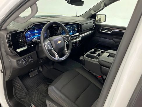 Used 2023 Chevrolet Silverado 1500 LT AWD/4WD image 24