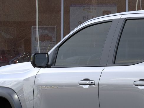 New 2026 Chevrolet Colorado ZR2 w/ Technology Package AWD/4WD image 12