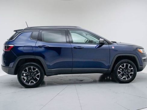 Used 2021 Jeep Compass Trailhawk w/ Sun and Sound Group AWD/4WD image 8