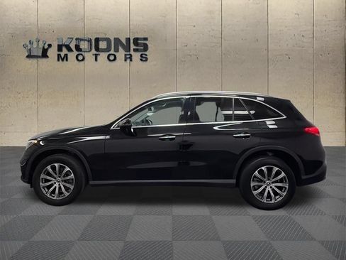 Used 2024 Mercedes-Benz GLC 300 4MATIC image 4