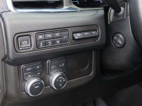 Certified 2022 GMC Yukon XL Denali AWD/4WD image 13