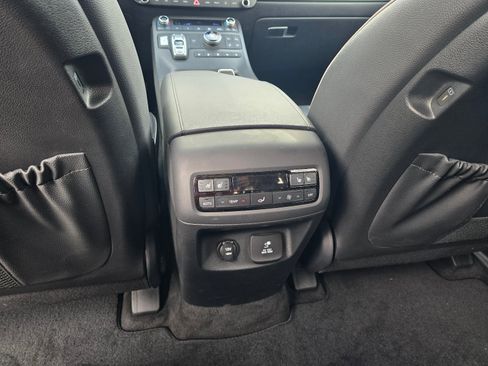 Used 2023 Hyundai Palisade Limited AWD/4WD image 24