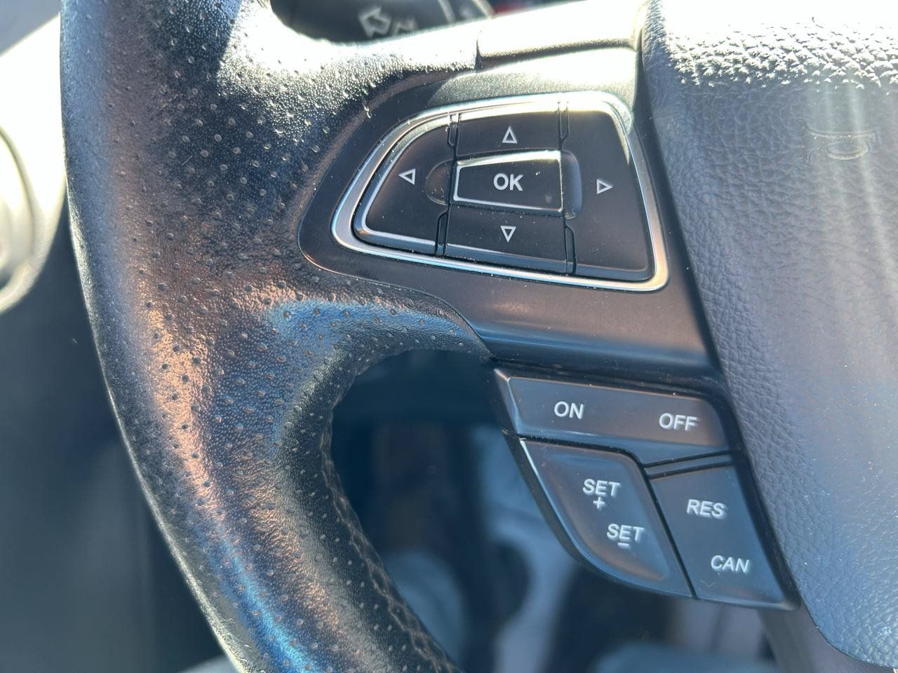 Used 2017 Ford Focus ST FWD image 18