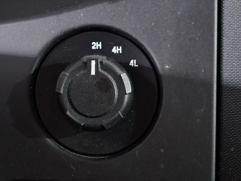 Used 2012 Ford F150 STX w/ STX Decor Pkg AWD/4WD image 31