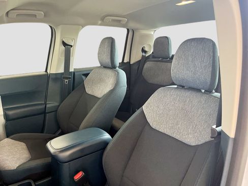 Used 2025 Ford Maverick XLT FWD image 19