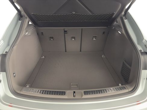 Used 2020 Porsche Macan image 13