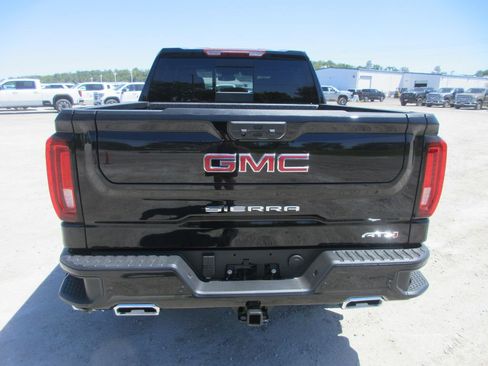 New 2026 GMC Sierra 1500 AT4 w/ AT4 Premium Package AWD/4WD image 6