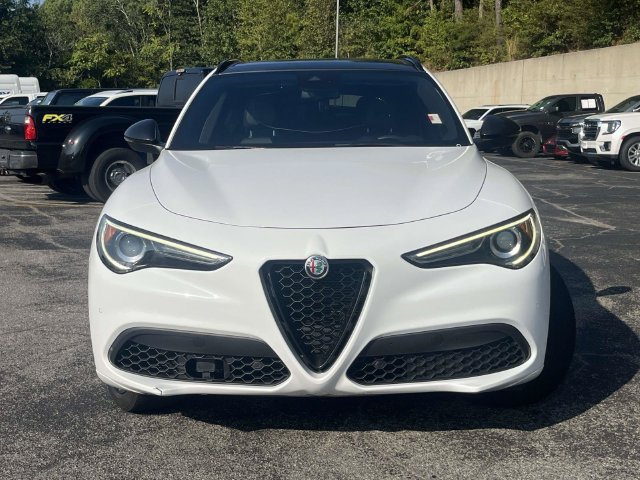 Used 2021 Alfa Romeo Stelvio Ti Sport AWD/4WD image 9