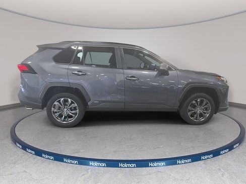 Used 2023 Toyota RAV4 Limited AWD/4WD image 5