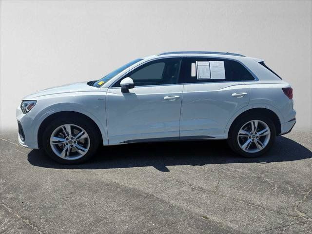 Used 2020 Audi Q3 2.0T Premium Plus w/ Premium Plus Package AWD/4WD image 6