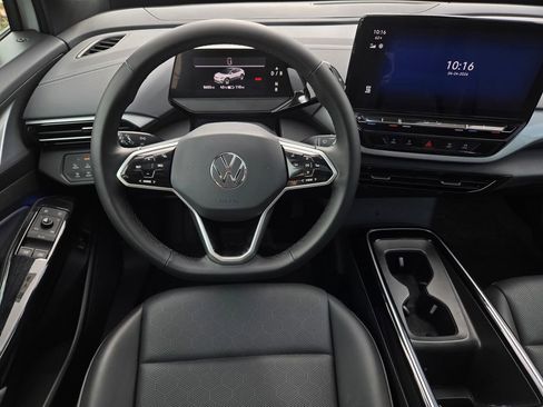 Certified 2023 Volkswagen ID.4 Pro S Plus AWD/4WD image 14