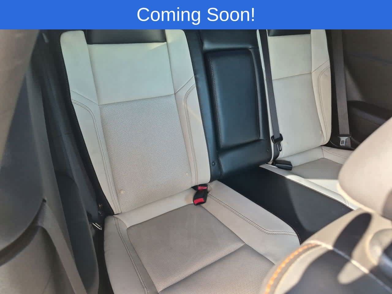 Used 2015 Dodge Challenger SXT Plus w/ Driver Convenience Group RWD image 19