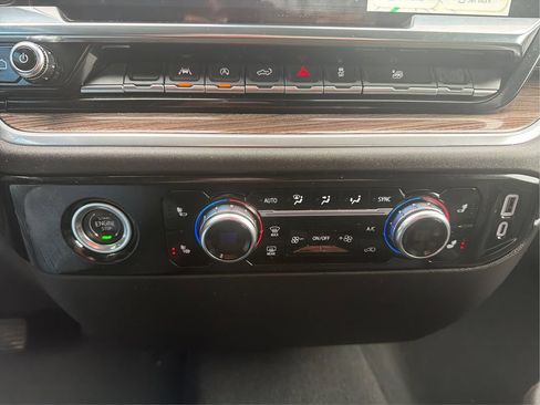 Certified 2024 GMC Sierra 1500 Elevation AWD/4WD image 27