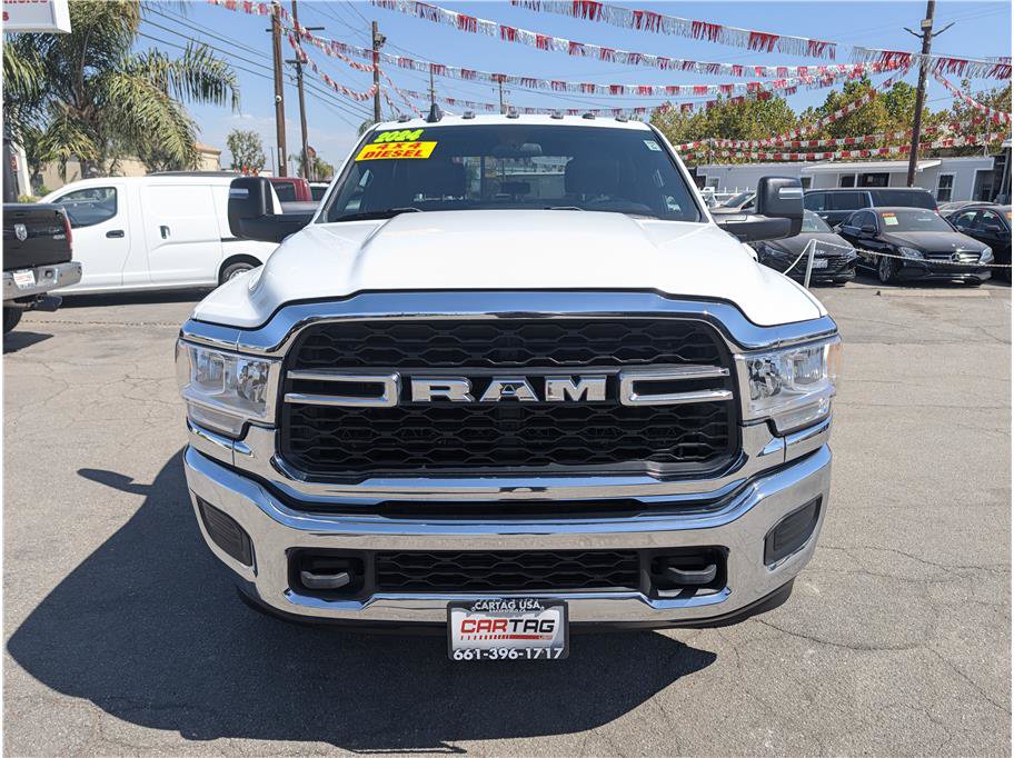 Used 2024 RAM 3500 Tradesman w/ Chrome Appearance Group AWD/4WD image 19